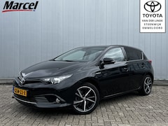 Toyota Auris - 1.8 Hybrid Dynamic Ultimate Stoelverwarming Parkeersensoren