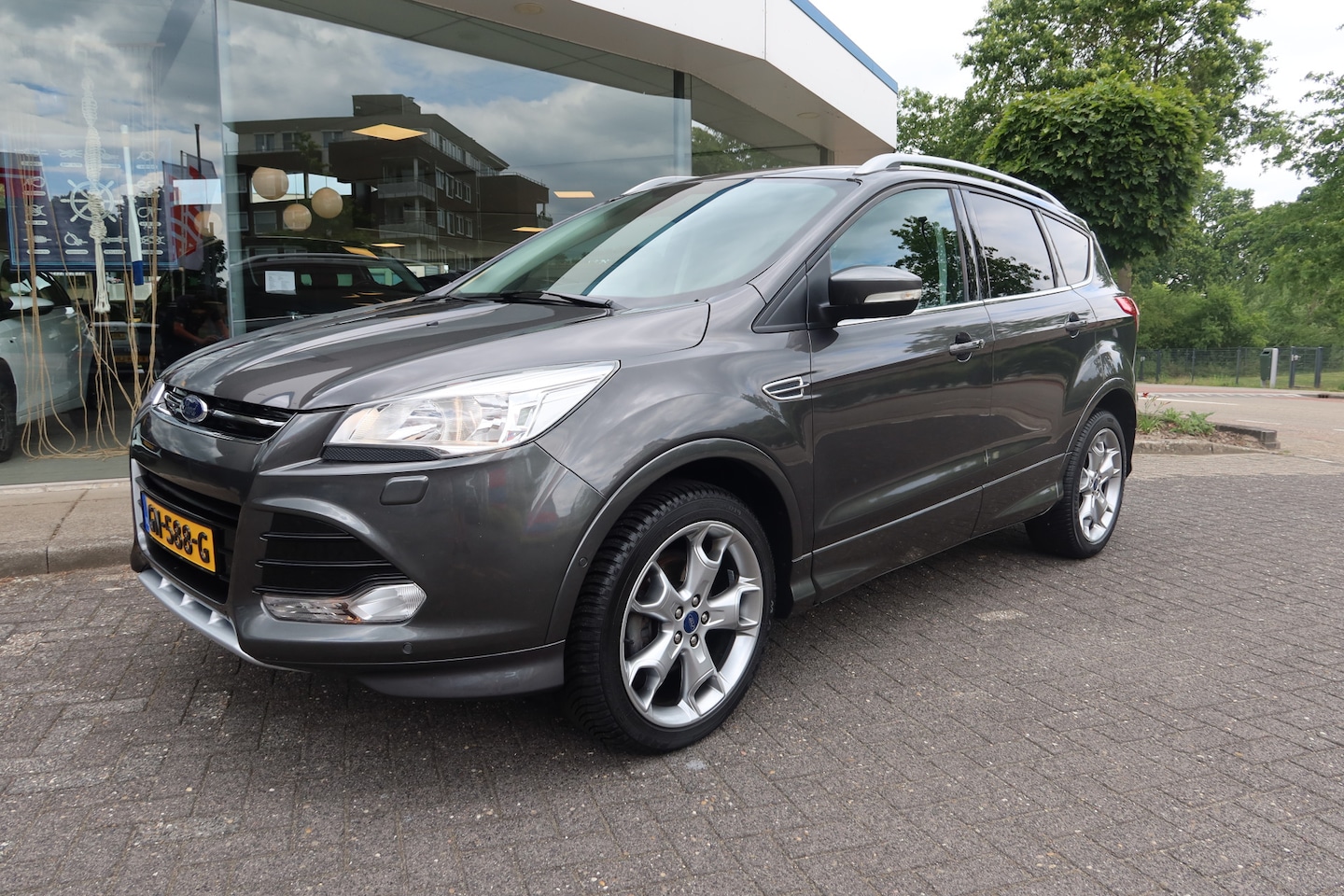 Ford Kuga - 1.5 150PK Titanium Plus Styling Pack - AutoWereld.nl