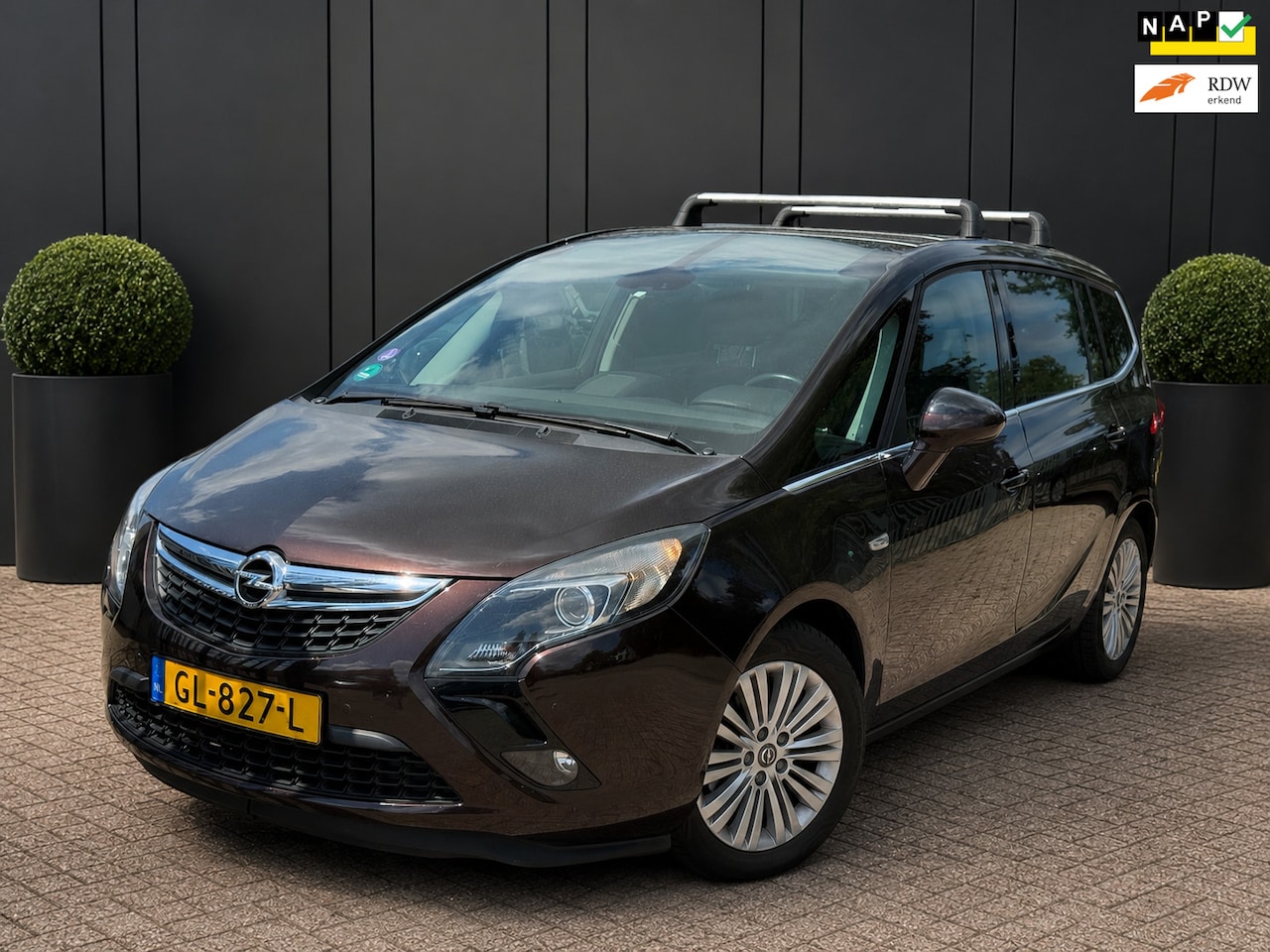 Opel Zafira Tourer - 1.4 Business+ 7PERS NAVI CAMERA CRUISE APK 06-2027 - AutoWereld.nl