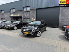 Mercedes-Benz GLA-Klasse - 180 Ambition | 12MND GARANTIE | AUTOMAAT | LED | CRUISE | AIRCO | LMV |
