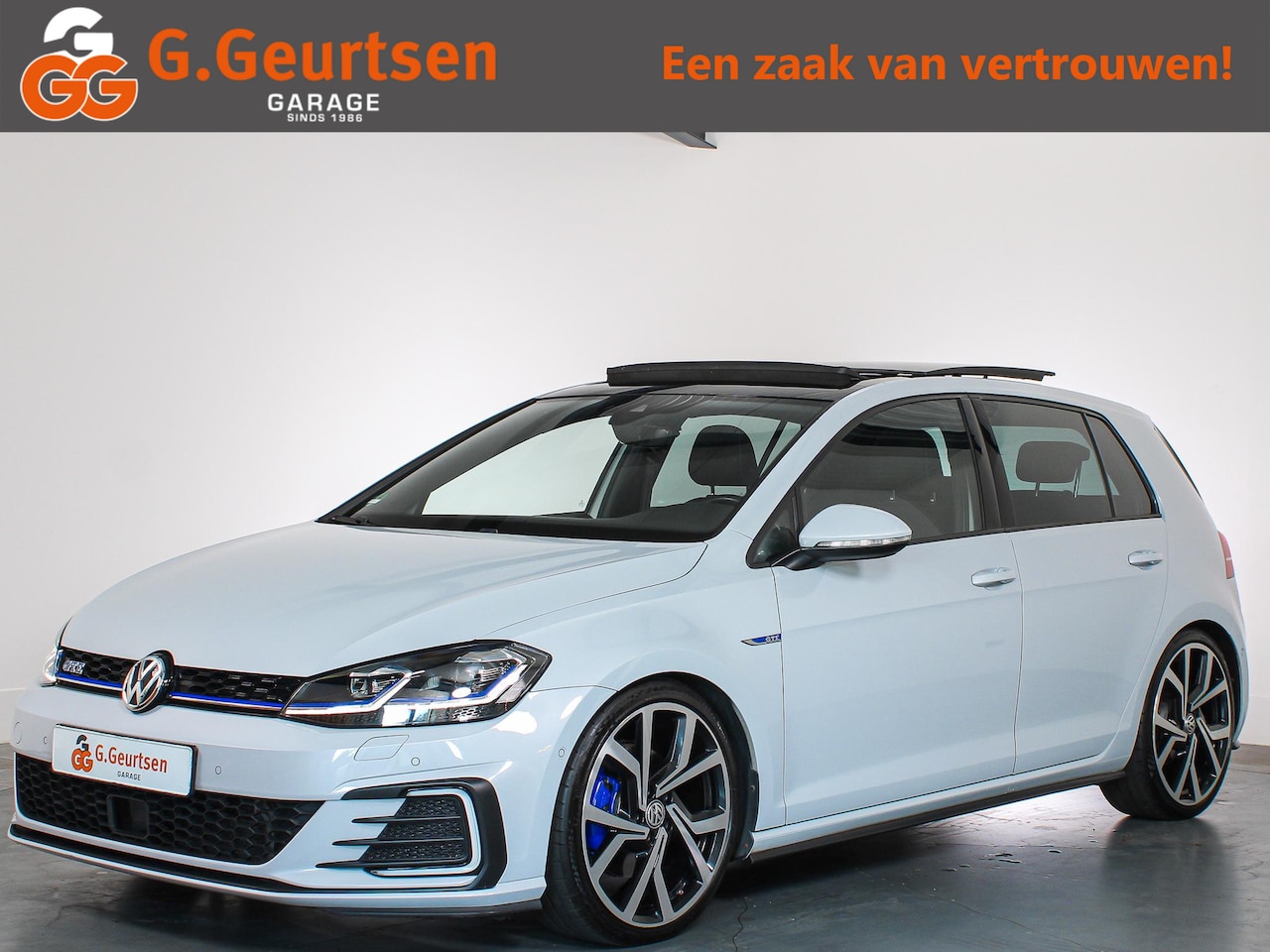 Volkswagen Golf - 1.4 TSI GTE PHEV Panoramadak, LED, Camera, ACC, Trekhaak, Mooie uitvoering! - AutoWereld.nl