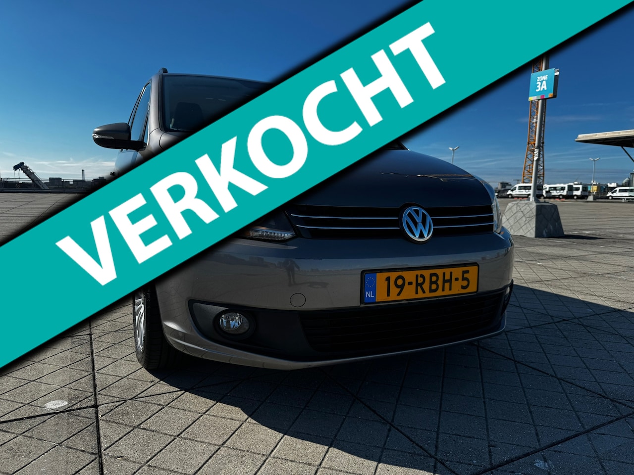 Volkswagen Touran - 1.2 TSI Trendline BMT 7p. AIRCO CRUISE NAP - AutoWereld.nl