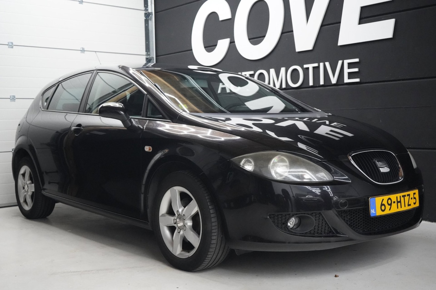 SEAT Leon - 1.6 Active Style | CRUISE | AIRCO | BLUETOOTH - AutoWereld.nl