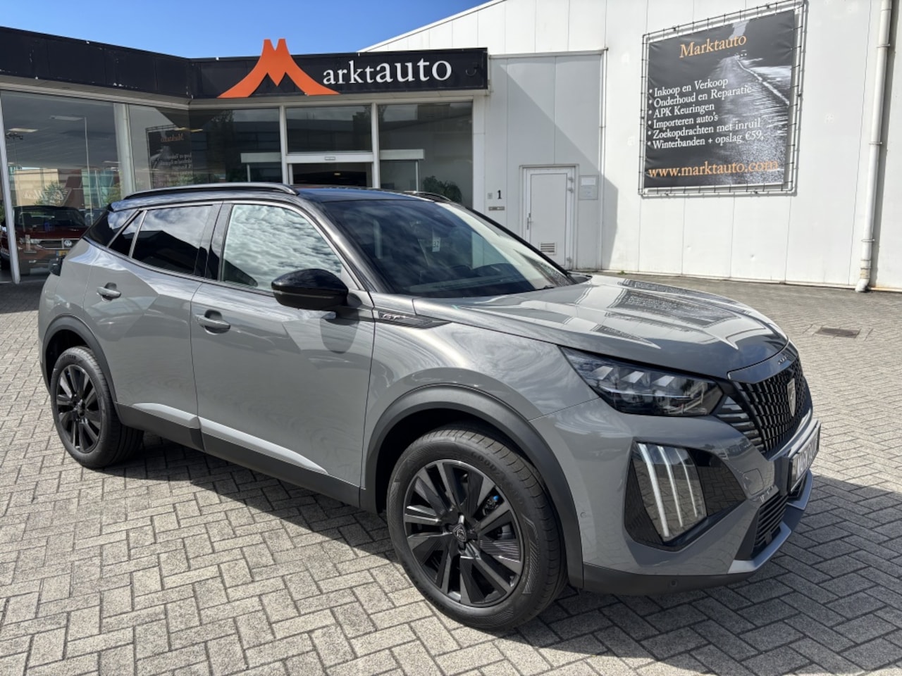 Peugeot 2008 - 1.2 Hybrid 136 GT 360° Camera Carplay Adaptive Cruise - AutoWereld.nl