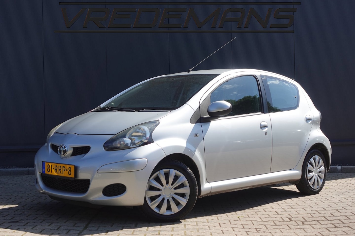 Toyota Aygo - 1.0-12V Comfort Navigator AUTOMAAT/APP CONNECT - AutoWereld.nl