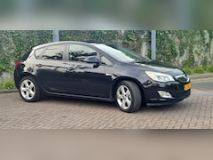 Opel Astra - 1.6 Edition