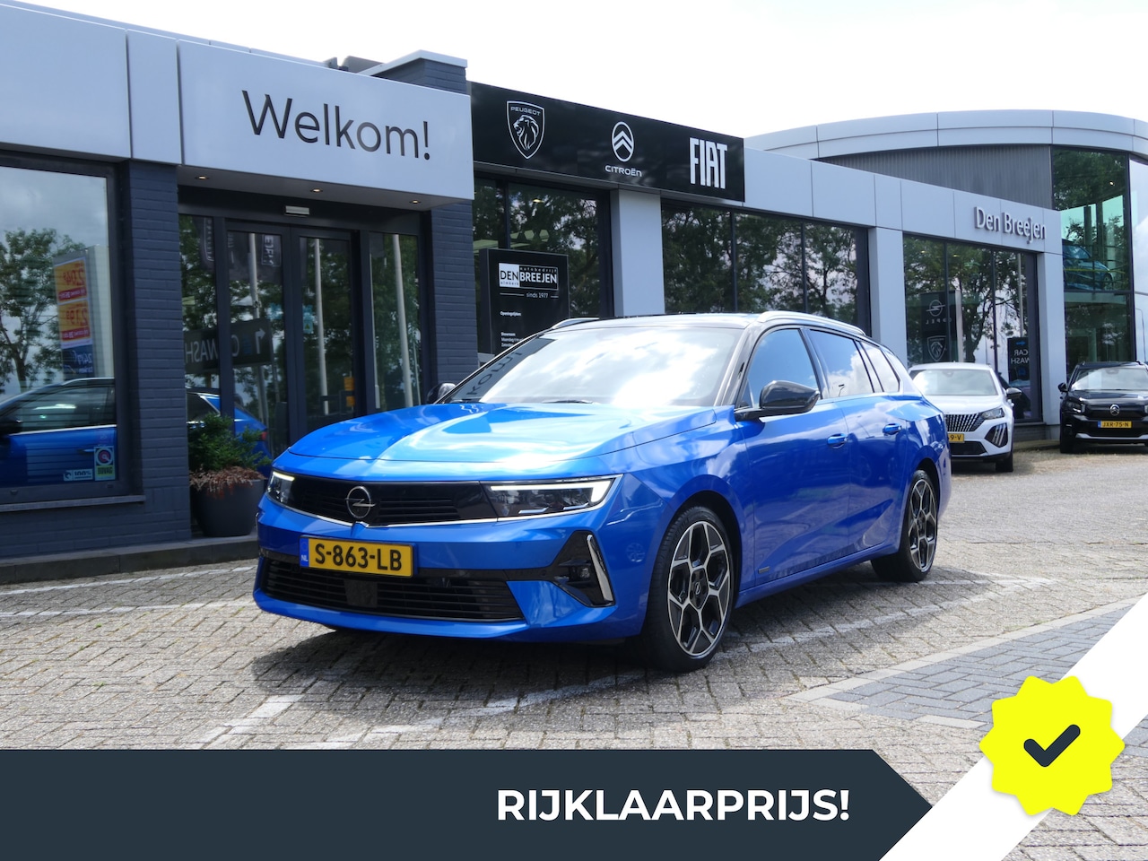 Opel Astra Sports Tourer - 1.2 Ultimate | 360 graden camera | schuif/kanteldak | winterpack - AutoWereld.nl