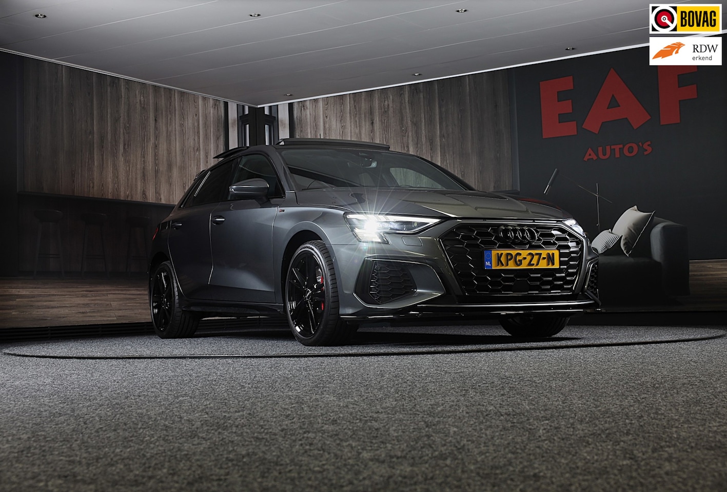 Audi A3 Sportback - 45 TFSI e RS3 Look / 245 PK / RS Zetels / B & O / Leder / Lane Assist / Open Pano / Matrix - AutoWereld.nl