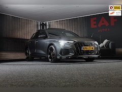 Audi A3 Sportback - 45 TFSI e RS3 Look / 245 PK / RS Zetels / B & O / Leder / Lane Assist / Open Pano / Matrix