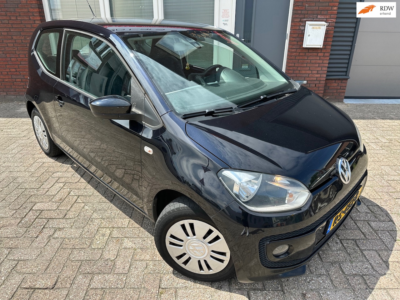 Volkswagen Up! - 1.0 high up! / Cruise / Stoelverw - AutoWereld.nl