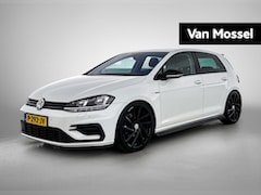 Volkswagen Golf - 1.0 TSI Highline | AUTOMAAT | VIRTUAL COCKPIT | NAVIGATIE | STOELVERWARMING | DODEHOEK DET