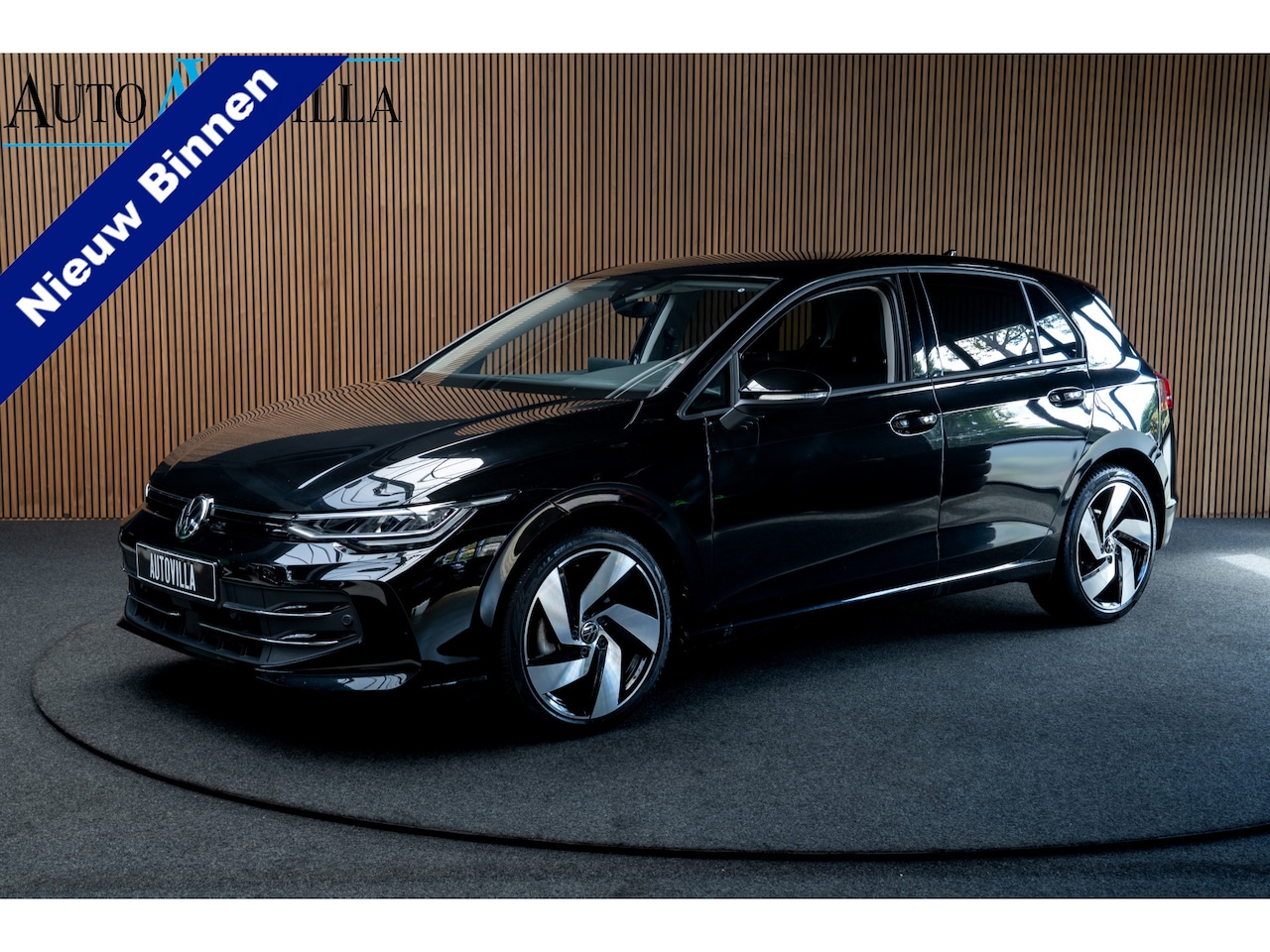 Volkswagen Golf - 8.5 1.5 eTSI Leer ACC Navi Climate 3-zone PDC LM velgen Stuurverwarming Stoelverwarming Am - AutoWereld.nl