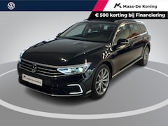 Volkswagen Passat Variant - 1.4TSIeHybrid 160kW/218PK GTE Business · Panoramadak · Camera · Stoelverwarming · Navigati