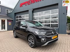 Volkswagen T-Cross - 1.0 TSI Style / Beats / ACC / Virtual / Keyless / Lane assist