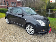 Suzuki Swift - 1.6 Sport (motor lager geluid)