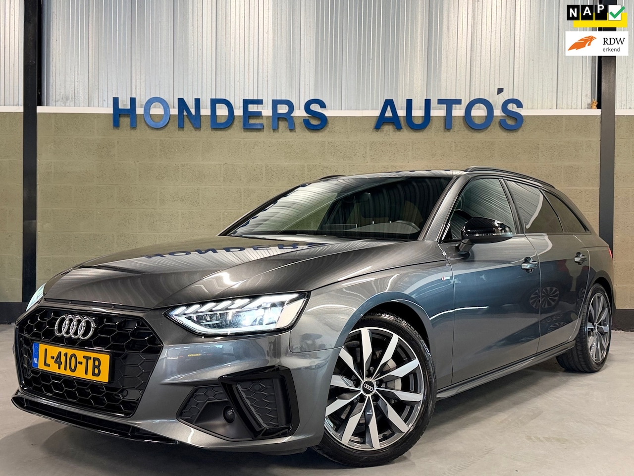 Audi A4 Avant - 40 TFSI S edition Competition 3x S-LINE | VIRT.COCKPIT | SFEERVERLICHT |TREKHAAK | CARPLAY - AutoWereld.nl