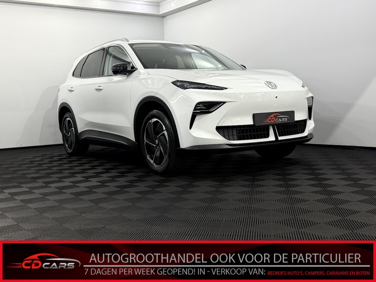 MG MGS5 EV - Luxury 64 kWh 360 Camera, Navi, Rijstrook correctie, Stoelverwarming, Elektrische achterkl - AutoWereld.nl