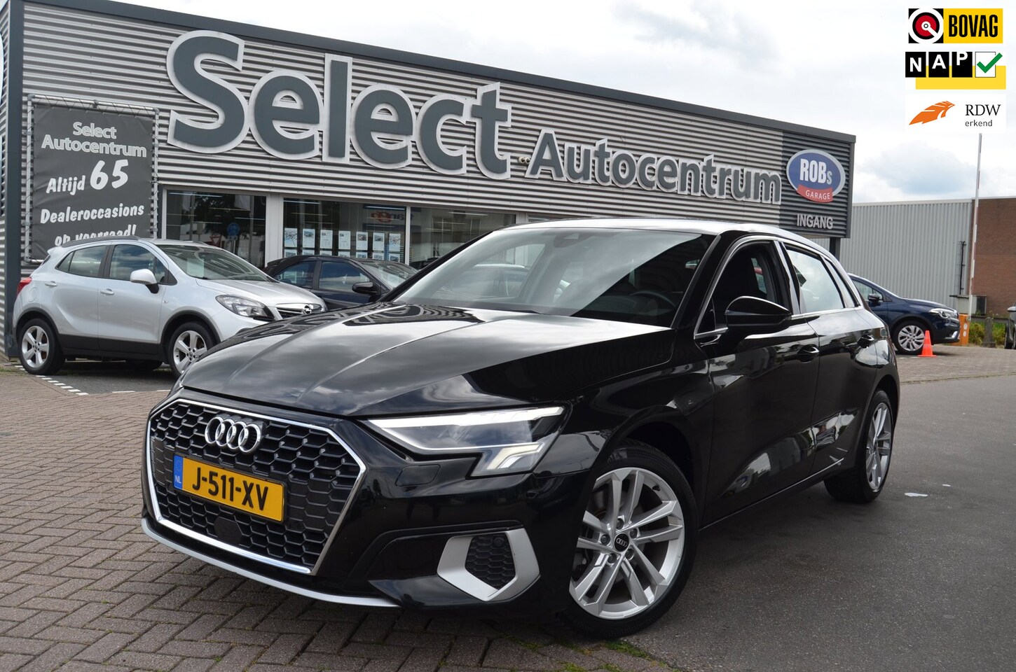 Audi A3 Sportback - 30 TFSI Business edition| AUTOMAAT|SPORTINT|NAVI|NW MODEL - AutoWereld.nl