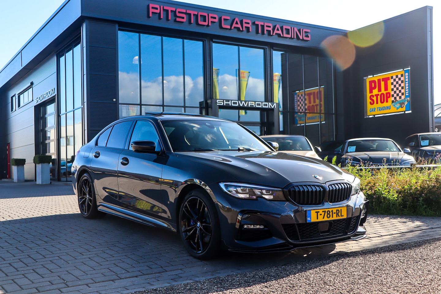 BMW 3-serie - 330e M Sport 330e M-Sport, Dravitgrijs, Pano, Maxton, ACC, H&K Audio, Dravit Grau! - AutoWereld.nl