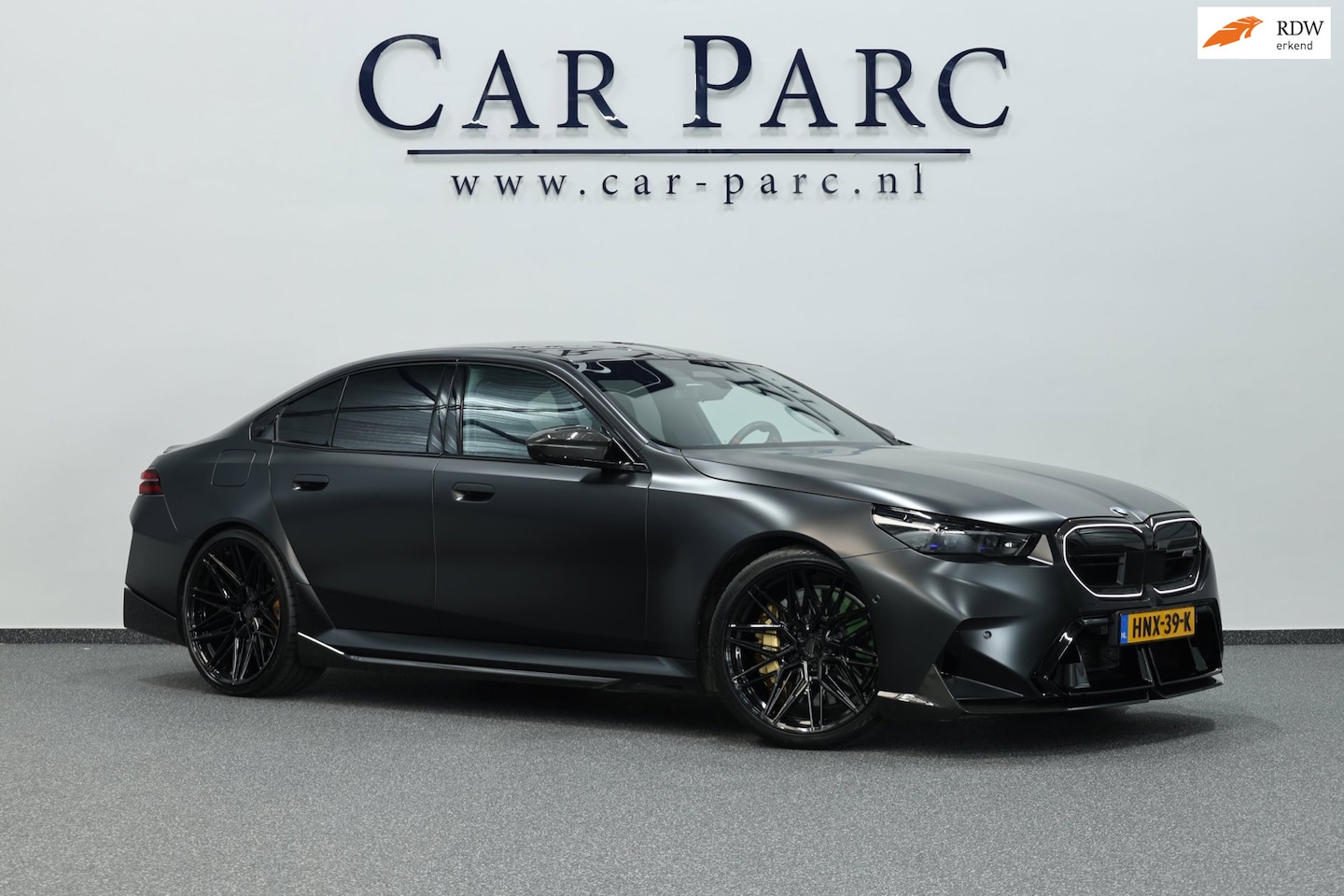 BMW M5 - 5-serie 1000+PK BTW/AKRAPOVIC/FULL PPF XPEL/KERAMISCH/CARBON M-PERFORMANCE/EVENTURI/B&W/PA - AutoWereld.nl