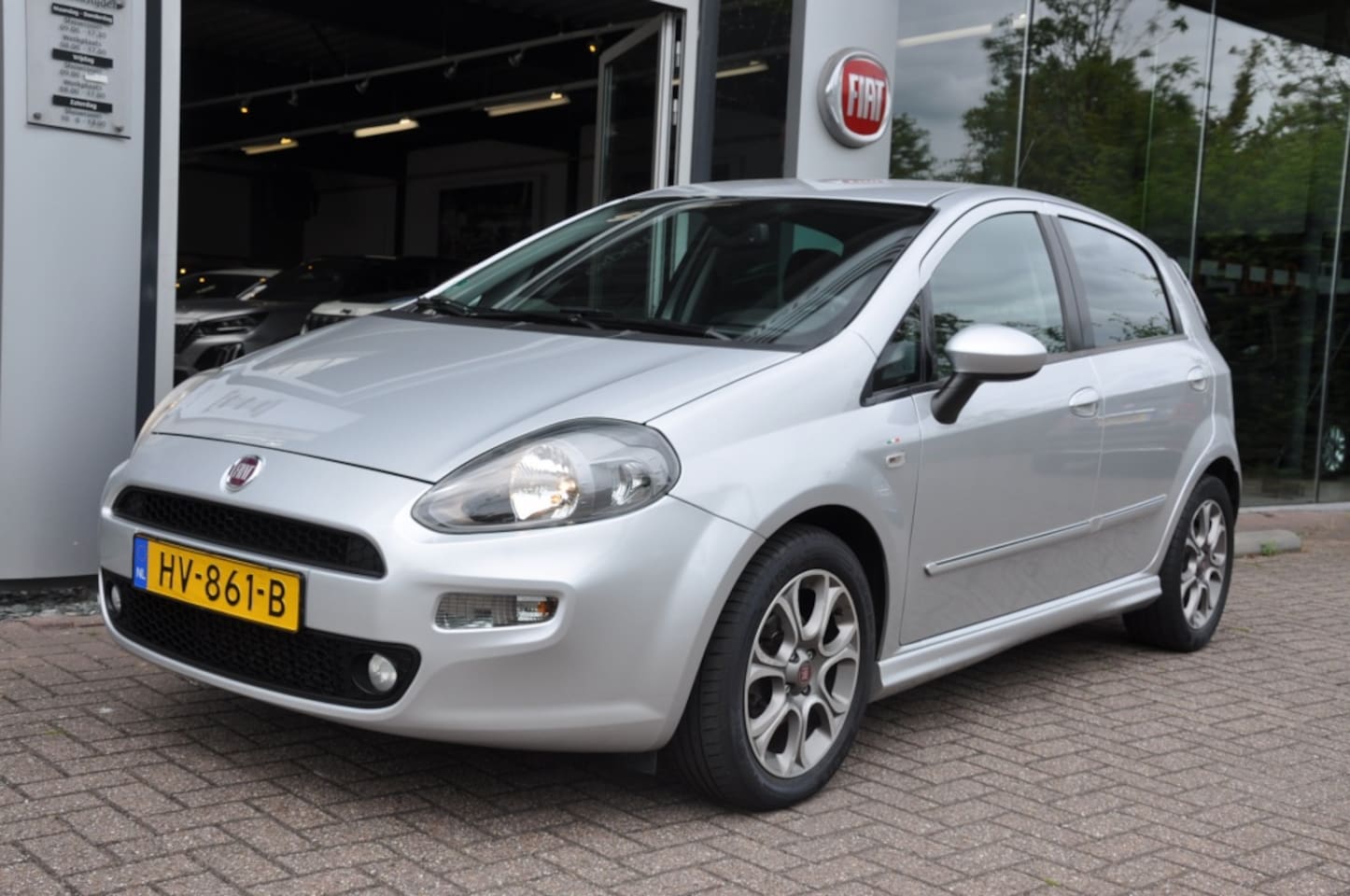 Fiat Punto Evo - 0.9 TwinAir Lounge 0.9 TwinAir Lounge - AutoWereld.nl