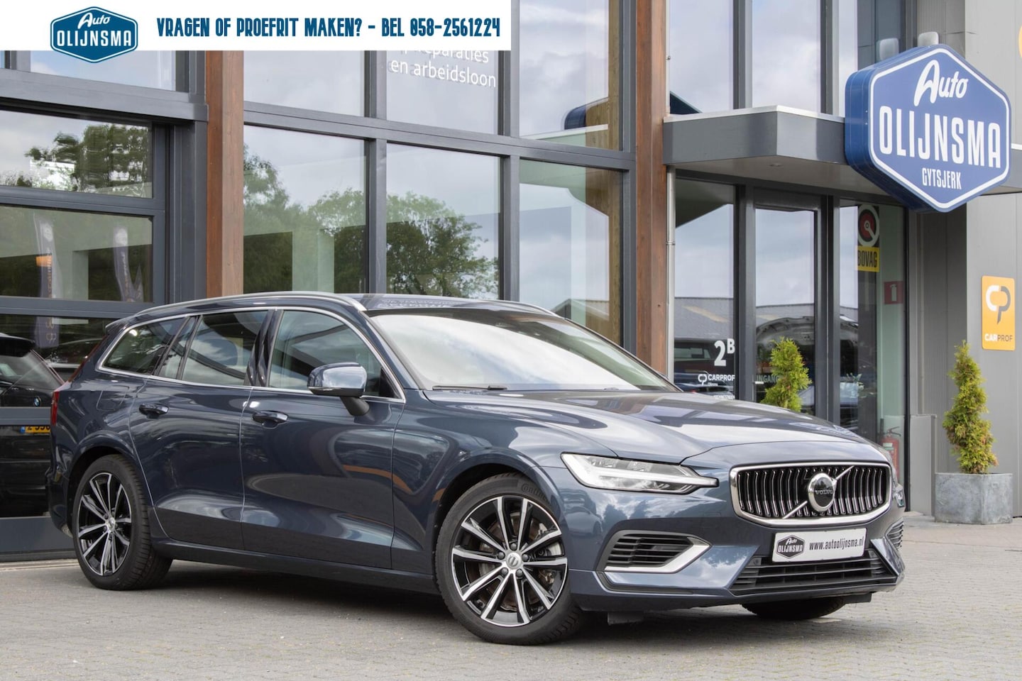 Volvo V60 - 2.0 T6 PHEV AWD Core Bright|Long Range|Camera|Stoel+stuurverwarming| - AutoWereld.nl