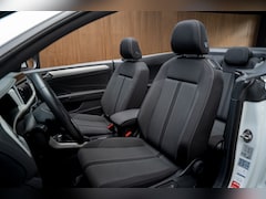 Volkswagen T-Roc Cabrio - 1.5 TSI Navi Virtual C. Camera Beats PDC Stuurverwarming LED Stoelverwarming Climate Leder