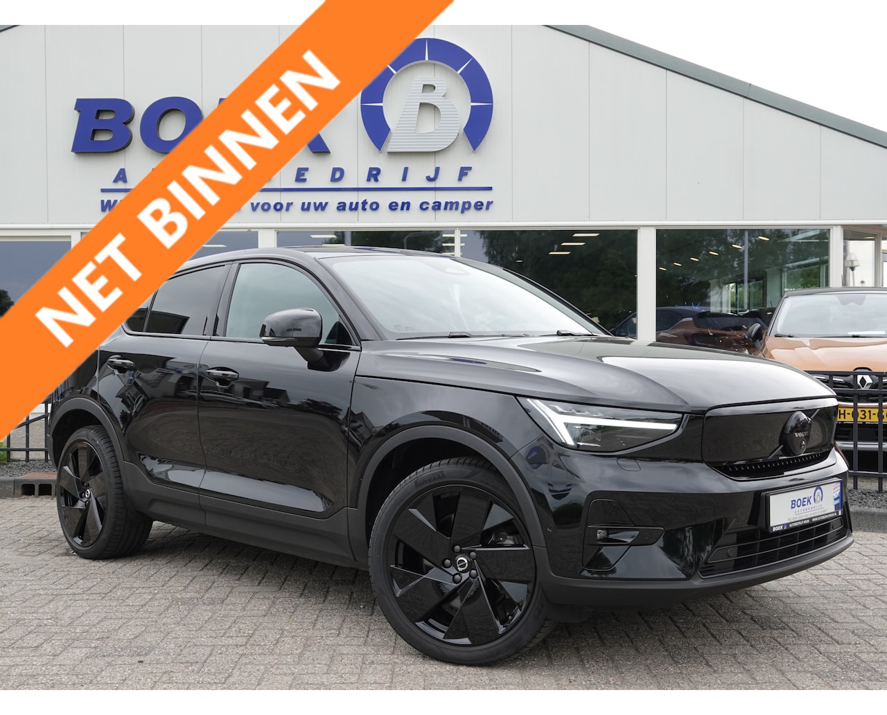 Volvo EC40 - Twin Motor Ultra Black Edition 82 kWh SOH 96,9% | PANO | HK-AUDIO | 360° CAM - AutoWereld.nl