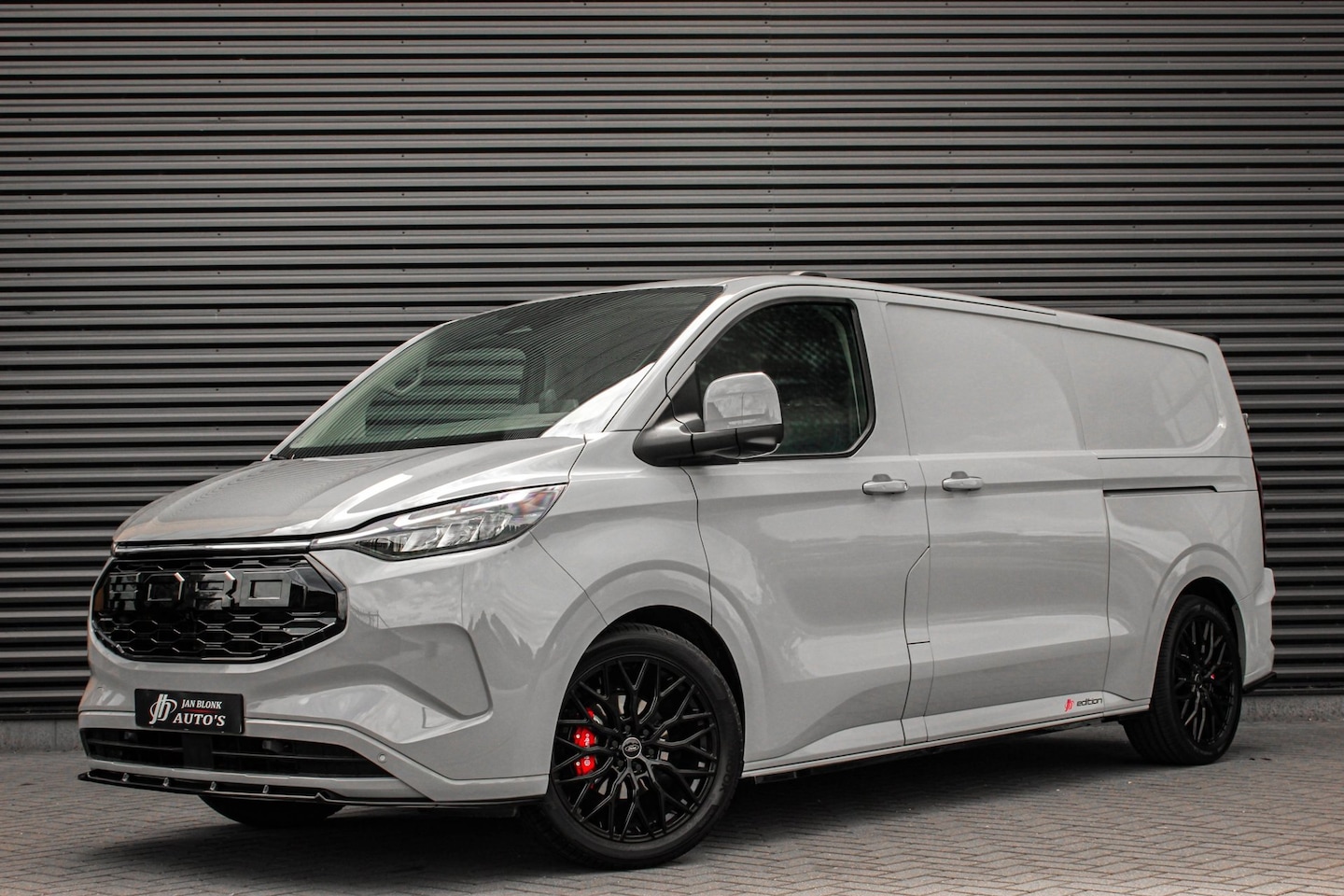 Ford E-Transit Cust. - 340 L2H1 Limited 71 kWh 218PK / JB- EDITON / CAMERA / 370KM RANGE /APPLE CARPLAY /DRIVERS- - AutoWereld.nl