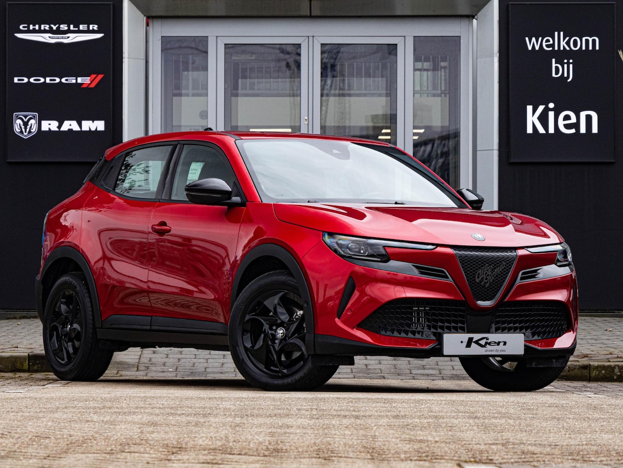 Alfa Romeo Junior - 1.2 Turbo Hybrid Ibrida Speciale | ACC | LED | - AutoWereld.nl