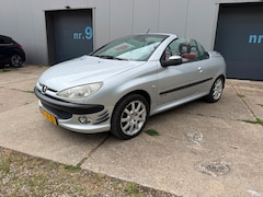 Peugeot 206 CC - 2.0-16V met airco