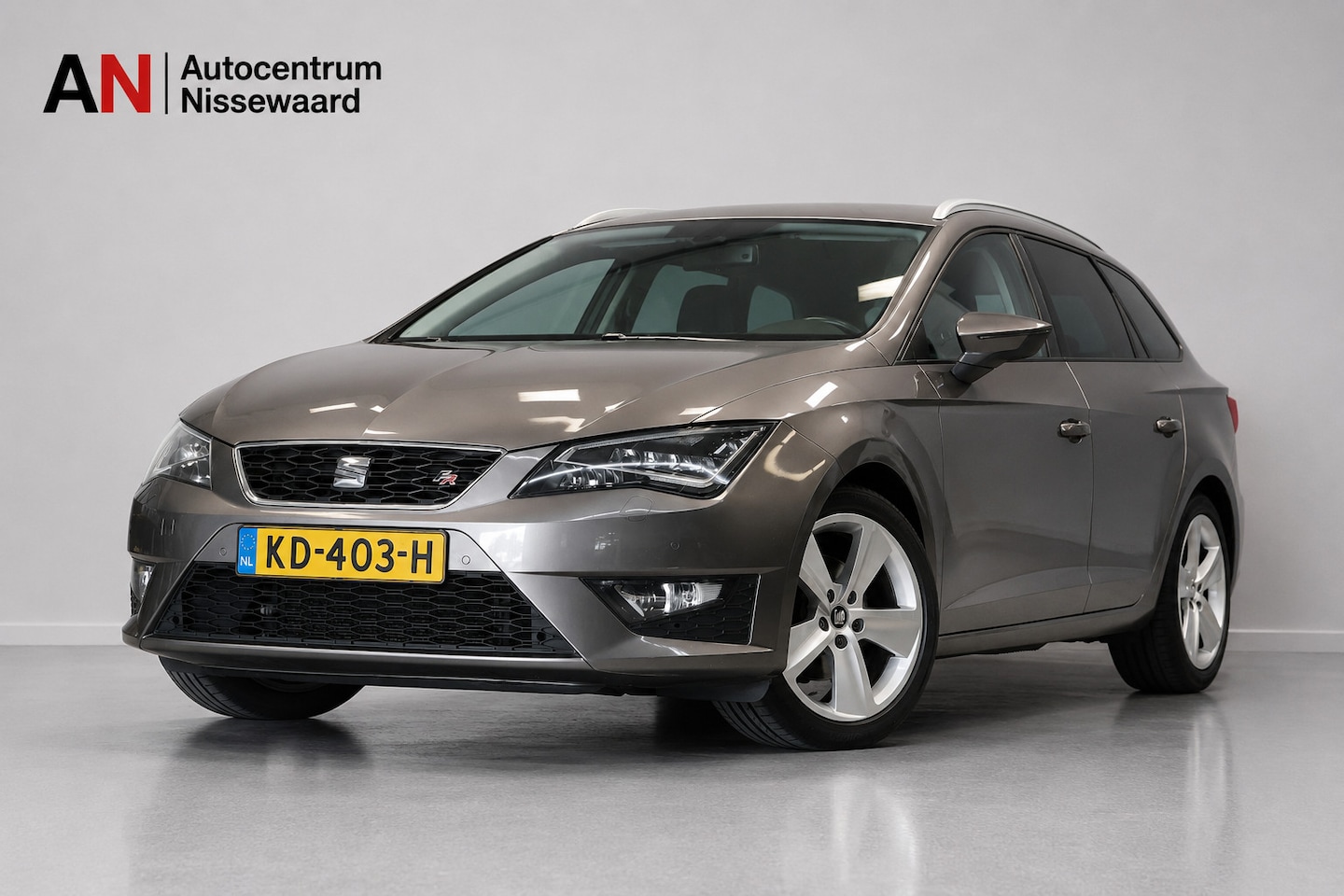 SEAT Leon ST - 1.4 EcoTSI FR Connect |Carplay|Climate| - AutoWereld.nl