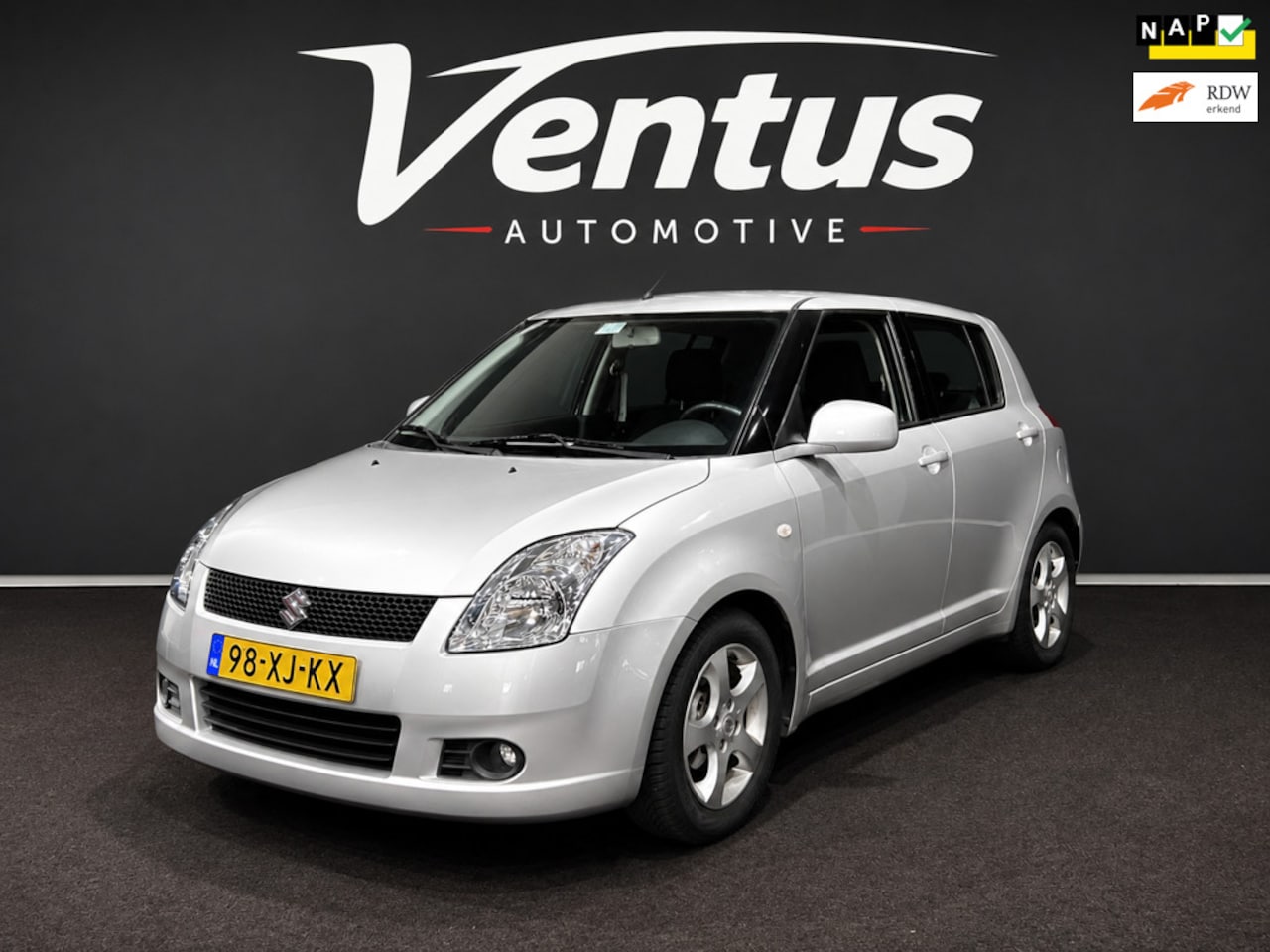 Suzuki Swift - 1.5 Exclusive / 2Eigenaar / Dealer onderhouden/ Nap / Automaat - AutoWereld.nl