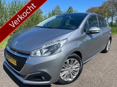 Peugeot 208 - 1.2 PureTech Blue Lease Allure