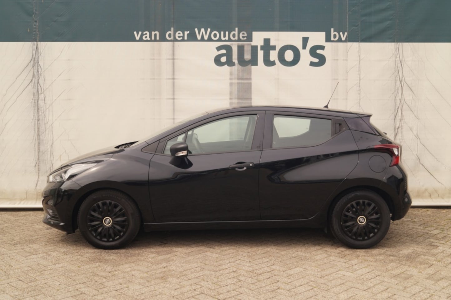 Nissan Micra - 1.0 IG-T Visia Black Edition -AIRCO-TREKHAAK-DAB- - AutoWereld.nl