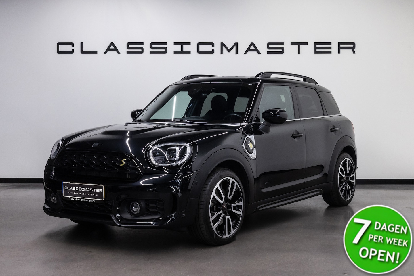 MINI Countryman - 1.5 Cooper S E ALL4 John Cooper Works Dealer auto - AutoWereld.nl