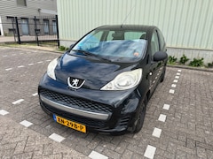 Peugeot 107 - 1.0-12V Accent|APK|Meeneemprijs