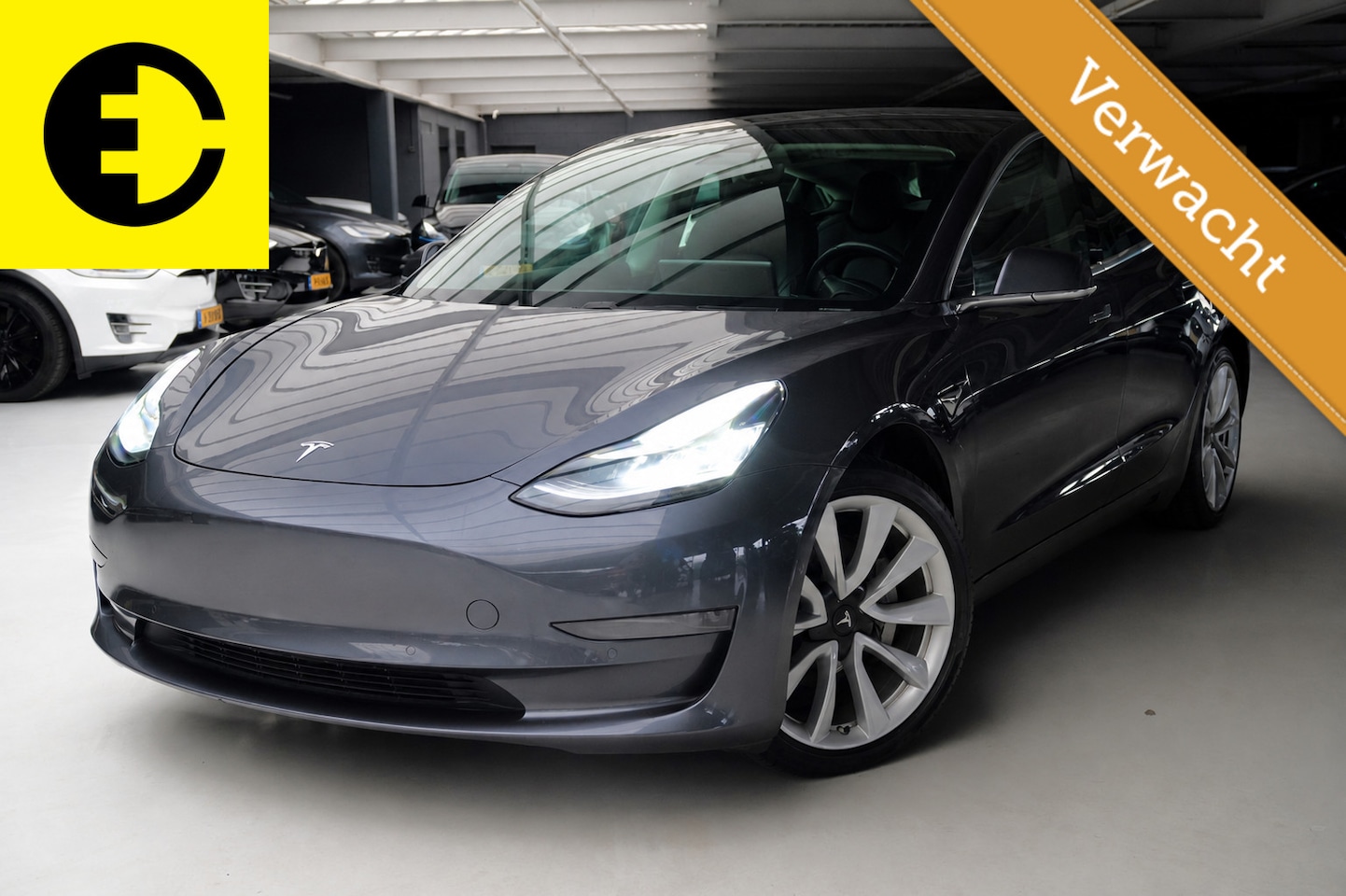 Tesla Model 3 - Long Range RWD Long Range AWD 75 kWh | Stoelverwarming | Pano dak | Incl.BTW - AutoWereld.nl