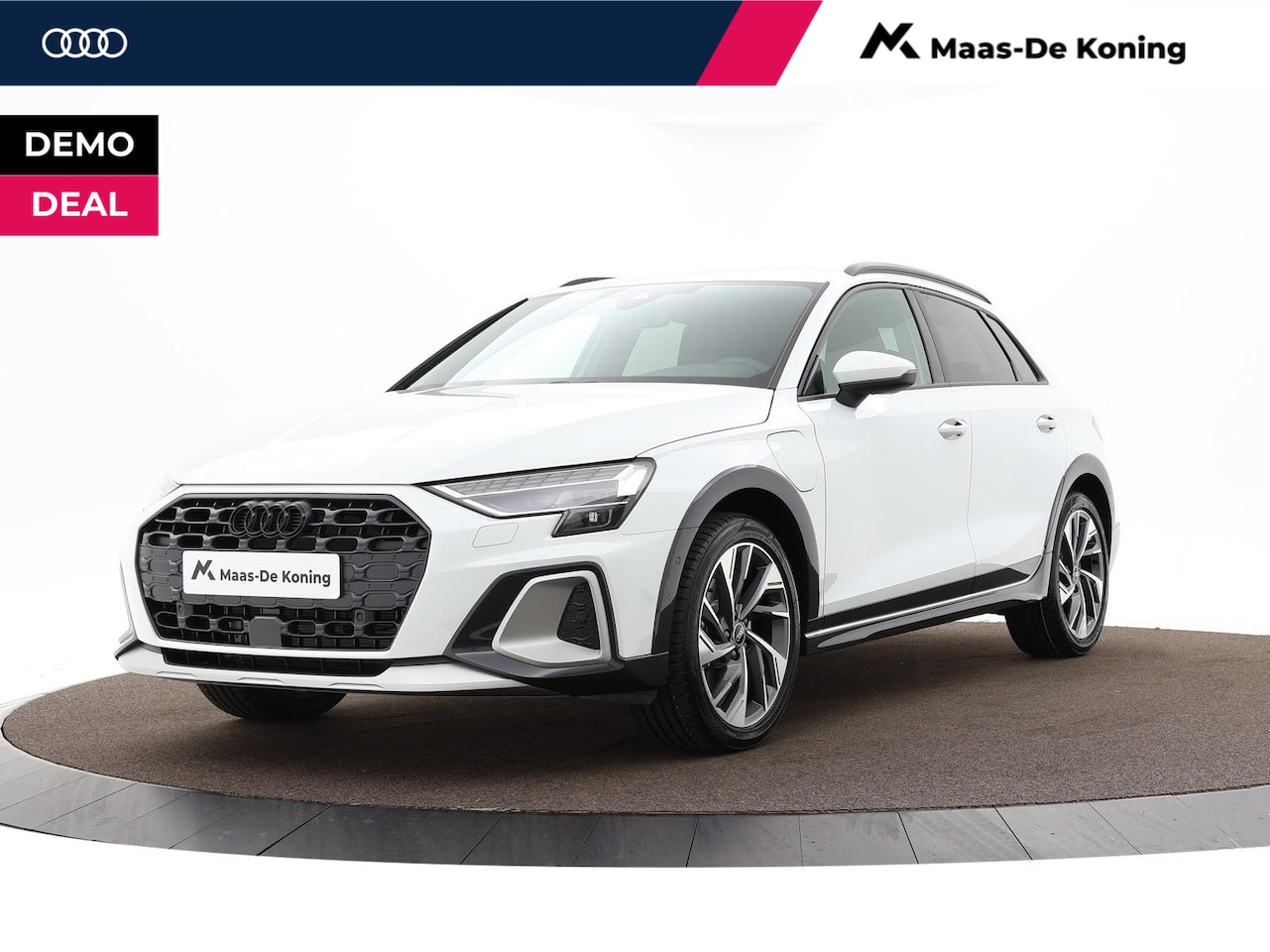 Audi A3 allstreet - Advanced edition 40 TFSI e 204 PK · Lederen bekleding · Comfortsleutel · 18" LM Velgen · A - AutoWereld.nl