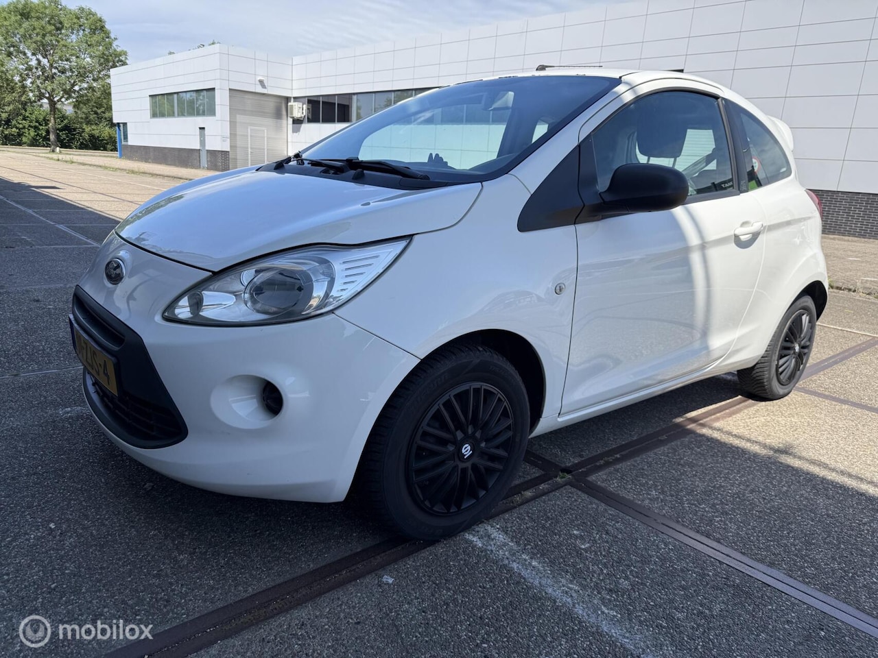 Ford Ka - 1.2 Champions Edition start/stop|AIRCO|ELEKRAMEN - AutoWereld.nl