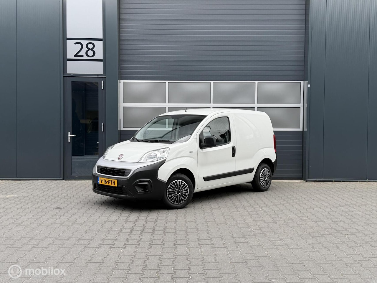 Fiat Fiorino - 1.4 Basis 1.4 Basis - AutoWereld.nl