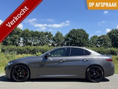 Alfa Romeo Giulia - 2.0T 310pk RWD, 20inch, Helemaal af
