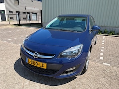 Opel Astra - 1.4 Selection|Airco|Nieuwe APK