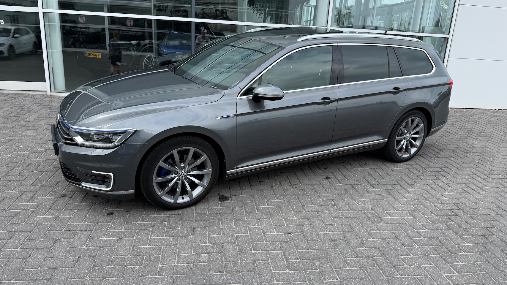 Volkswagen Passat Variant - 1.4 TSI GTE Connected Series Plus - AutoWereld.nl