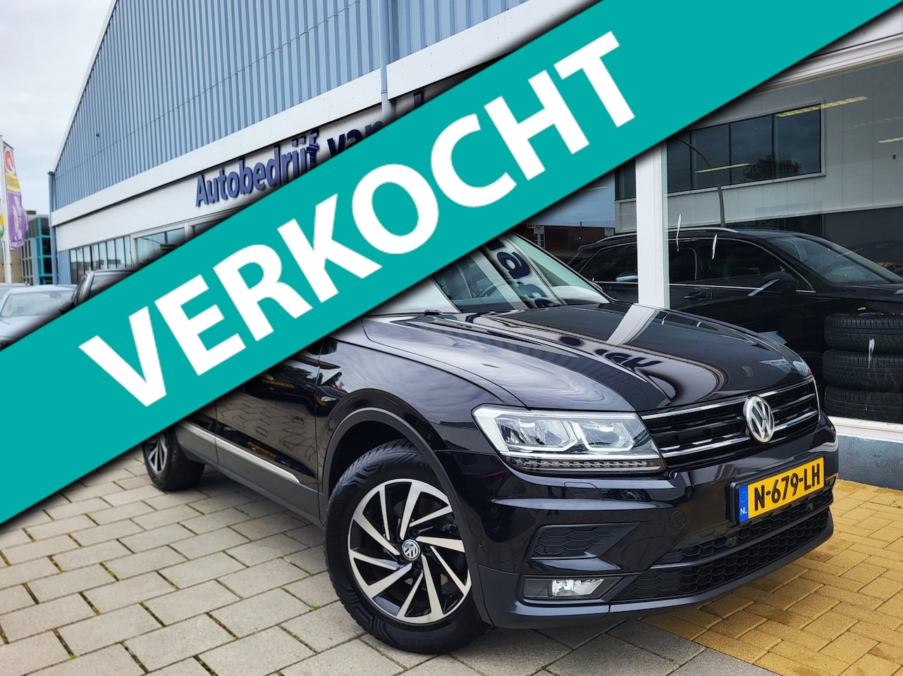 Volkswagen Tiguan - 1.5 TSI ACT Comfortline / Camera / Automaat / - AutoWereld.nl