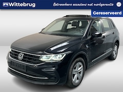 Volkswagen Tiguan - 1.4 TSI eHybrid Life / AUTOMAAT/ PANO/ TREKHAAK/ KEYLESS/ DIGITAL DASH/ CRUISE/ NAVI/ PARK