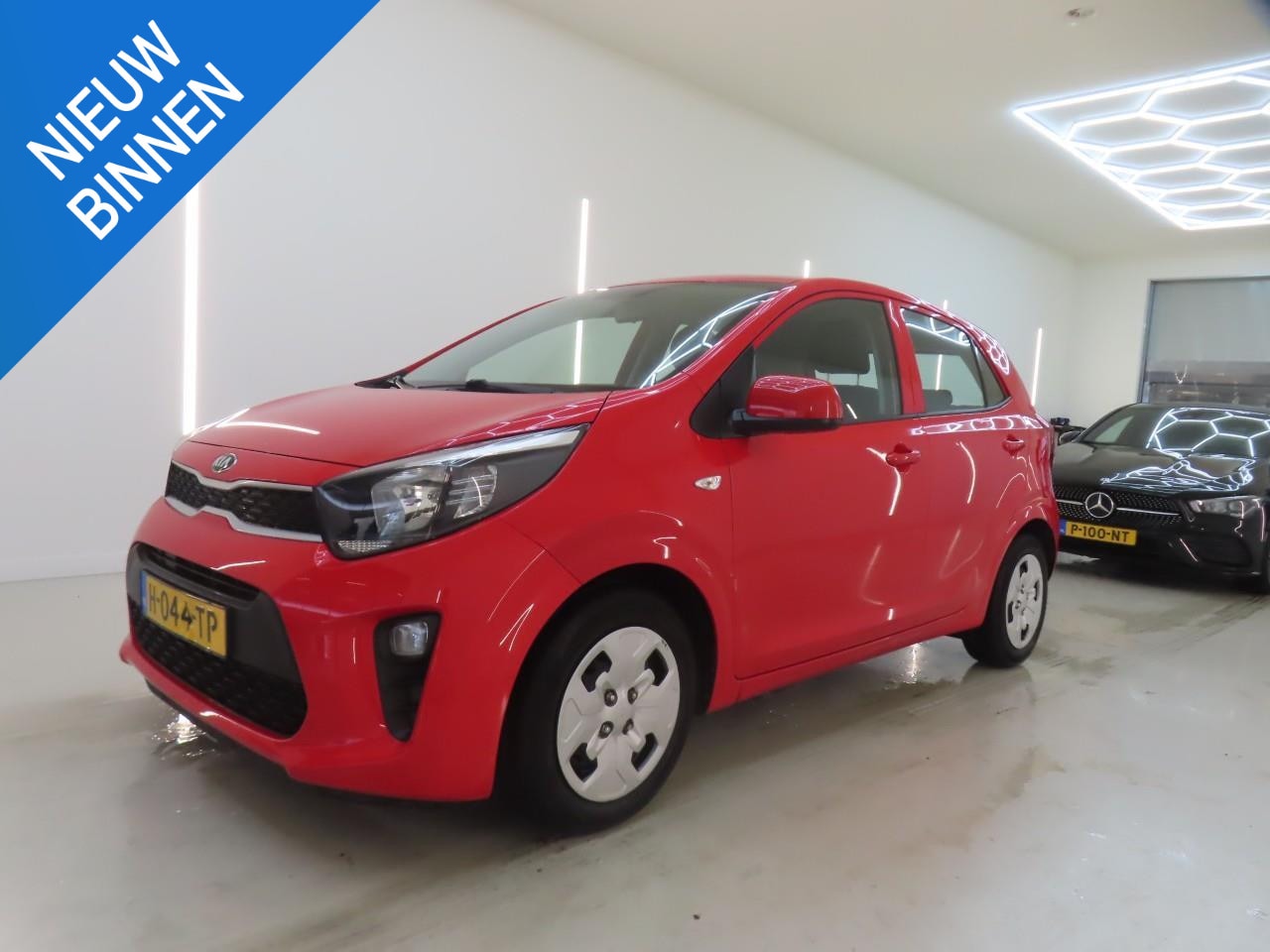 Kia Picanto - 1.0 MPI COMFORTPLUSLINE I P-CAMERA I CRUISE CONTROL I APPLE CARPLAY - AutoWereld.nl