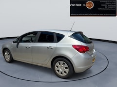 Opel Astra - 1.4 Anniversary Ed. 3 MND GAR | AIRCO | STUURBEKR | PDC