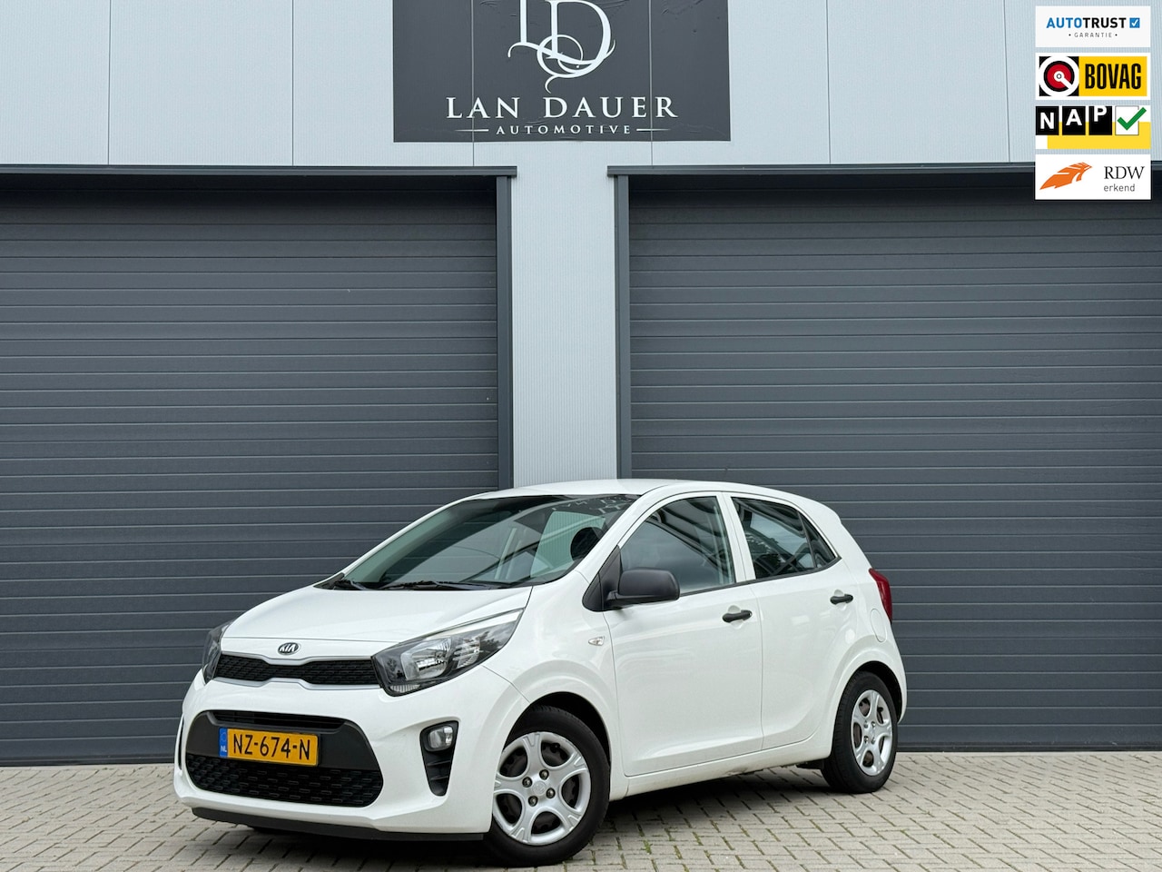 Kia Picanto - 1.0 CVVT EconomyLine / 2017 / APK / RADIO / ZIE - AutoWereld.nl