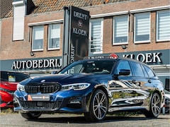 BMW 3-serie Touring - 330e xDrive High Exe M-Sport PANO LASER HARMAN KARDON HUD CAMERA 19 INCH BOMVOL